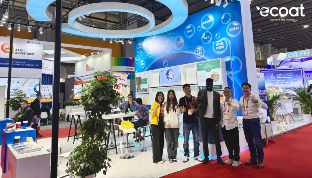 picture of the teams from REcoat and Resin & You on their booth during ChinaCoat 2024